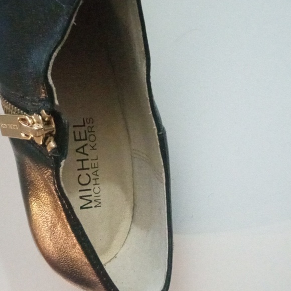 Michael Kors black Ankle Boots size 6.5M - Picture 6 of 6